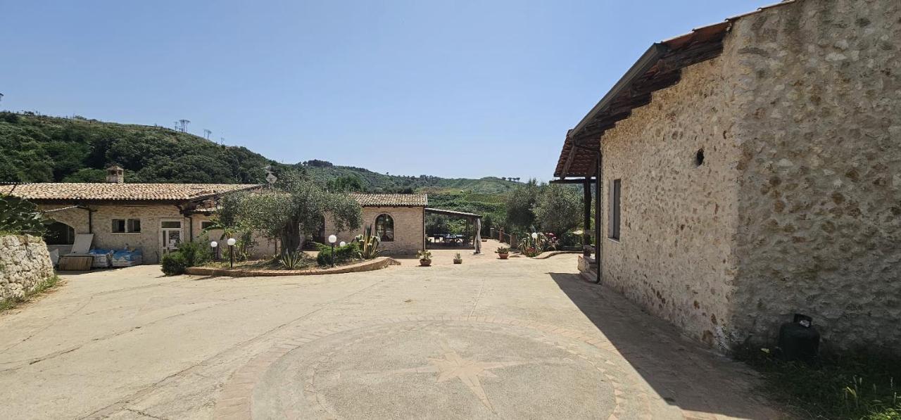 Borgo Carida - Green Family Holidays Zaccanopoli Exterior foto